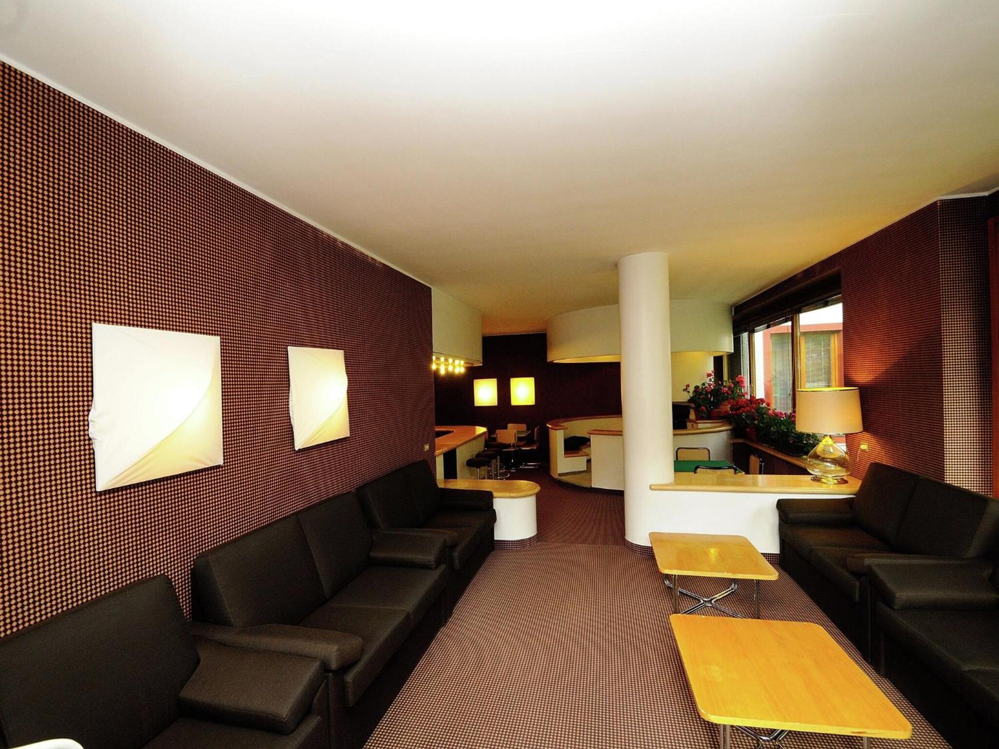 Contemporary Apartment In Breuil Cervinia Near Ski Area エクステリア 写真
