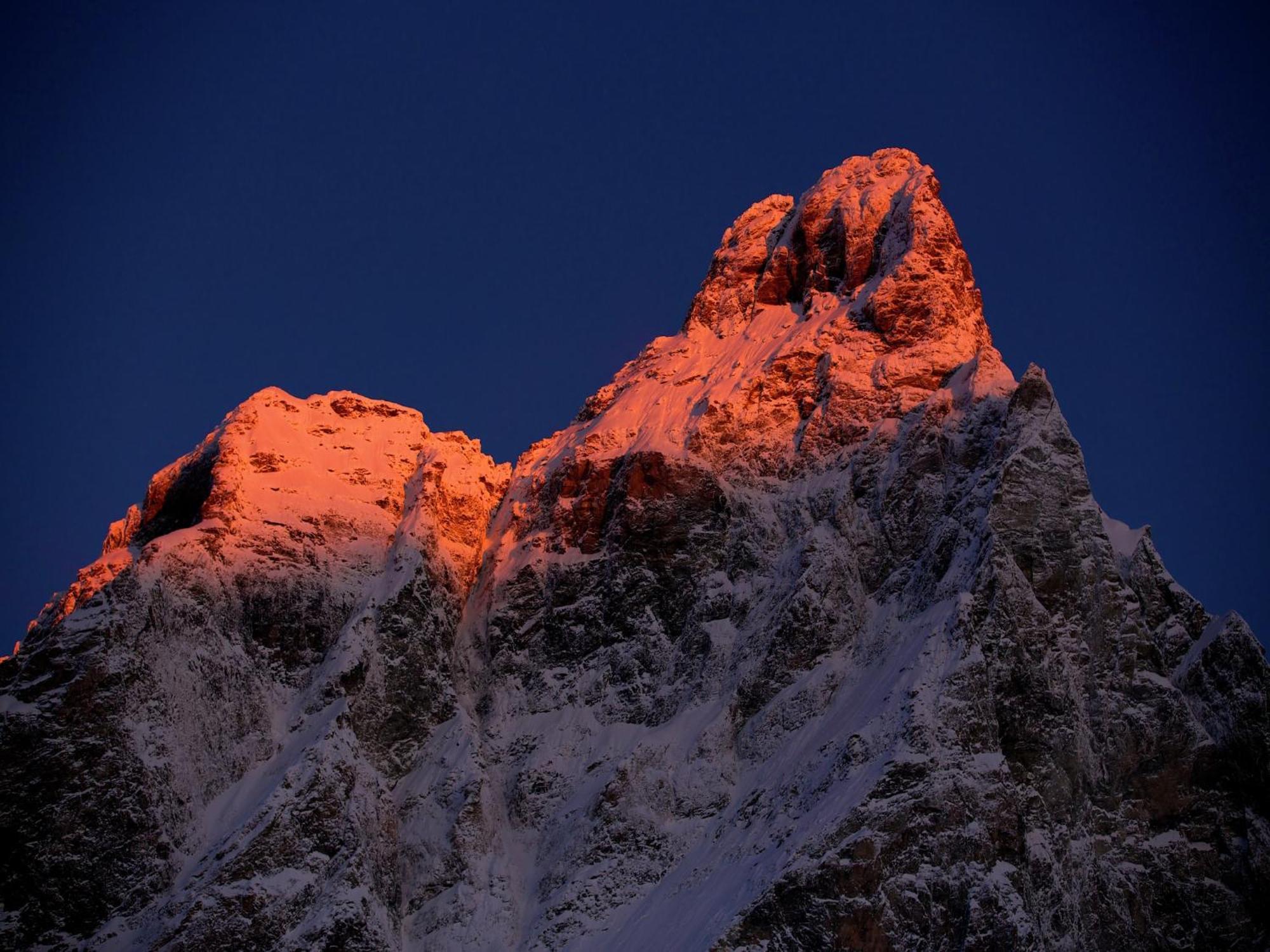 Contemporary Apartment In Breuil Cervinia Near Ski Area エクステリア 写真