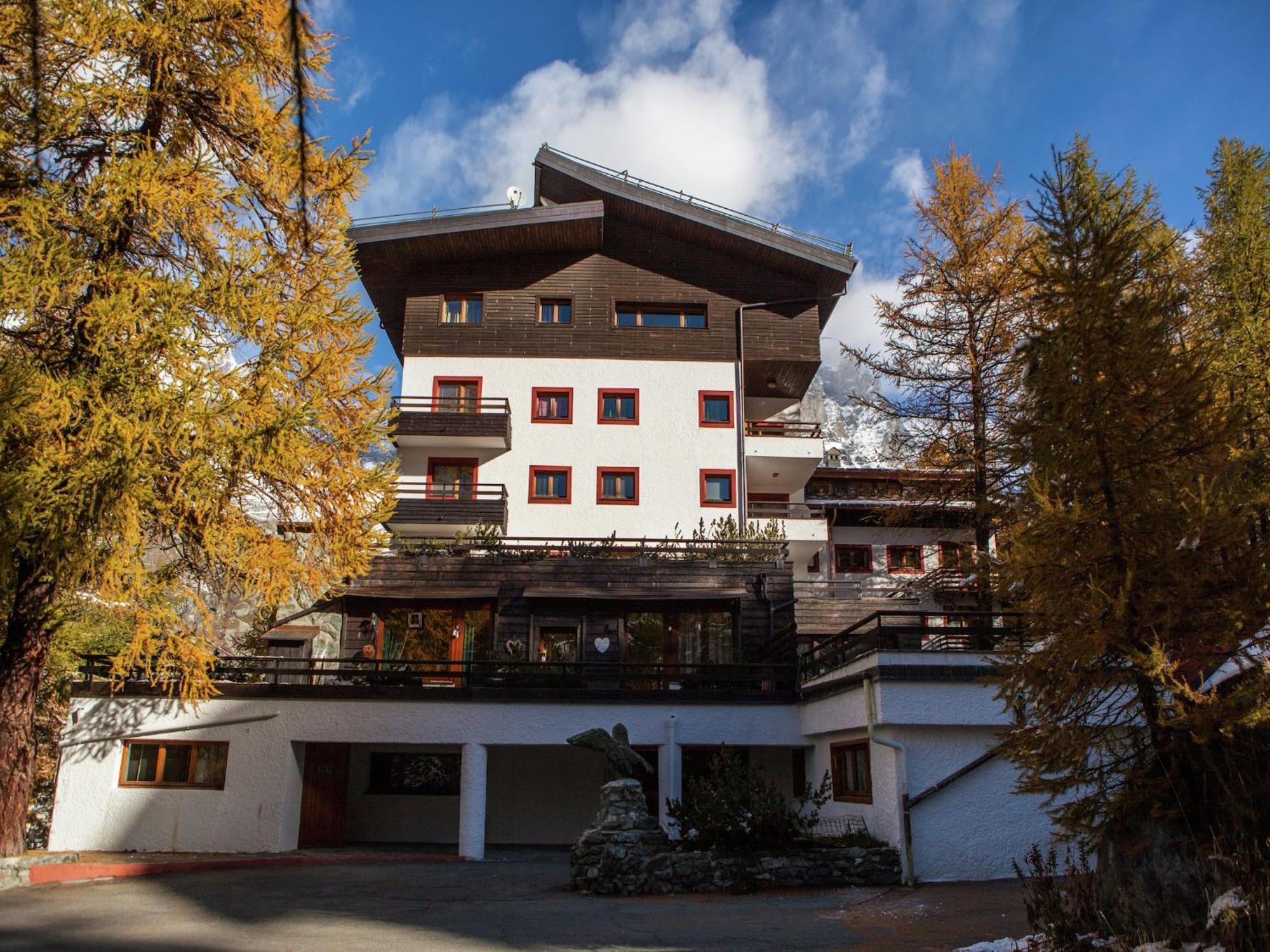 Contemporary Apartment In Breuil Cervinia Near Ski Area エクステリア 写真