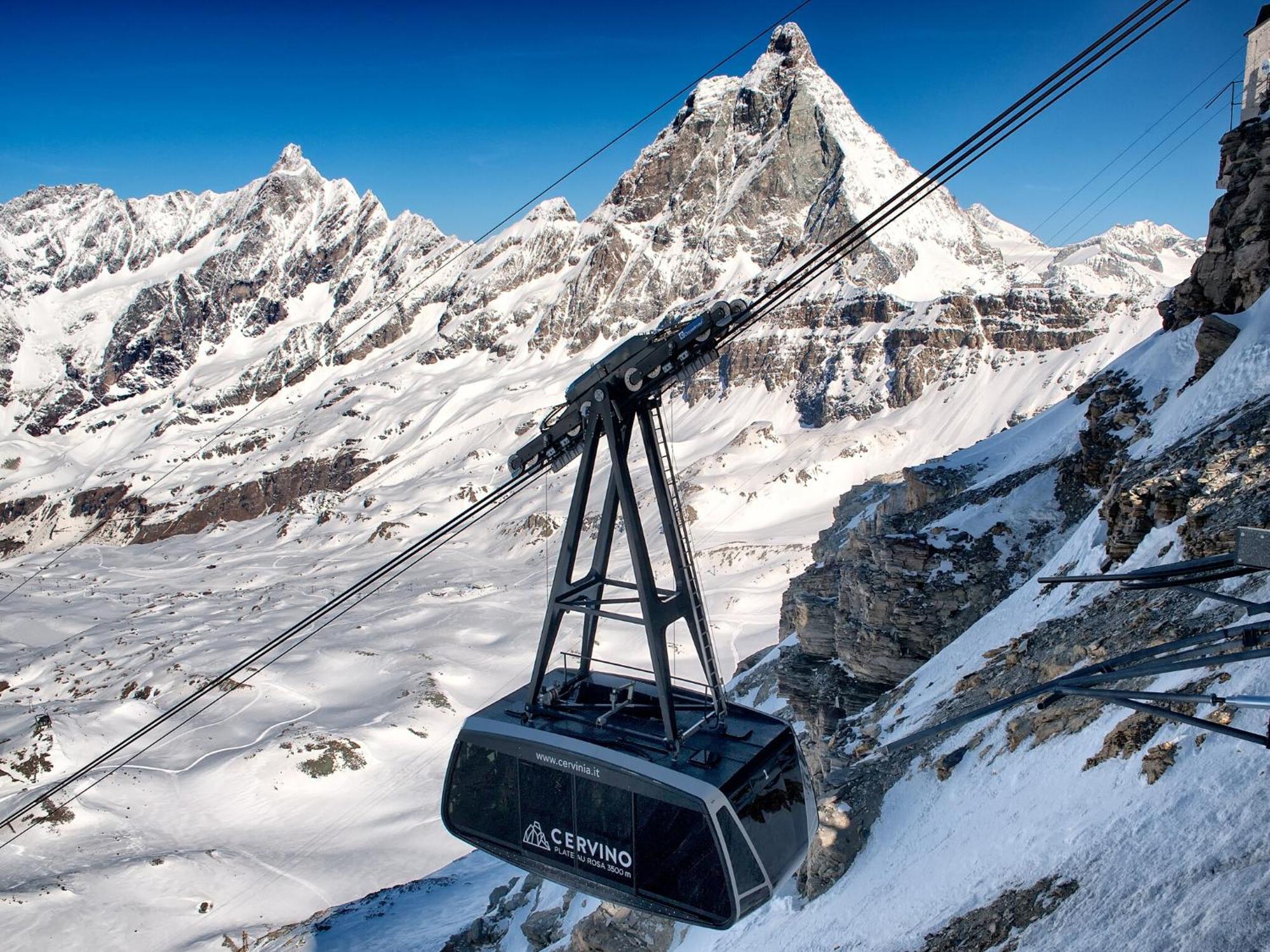 Contemporary Apartment In Breuil Cervinia Near Ski Area エクステリア 写真