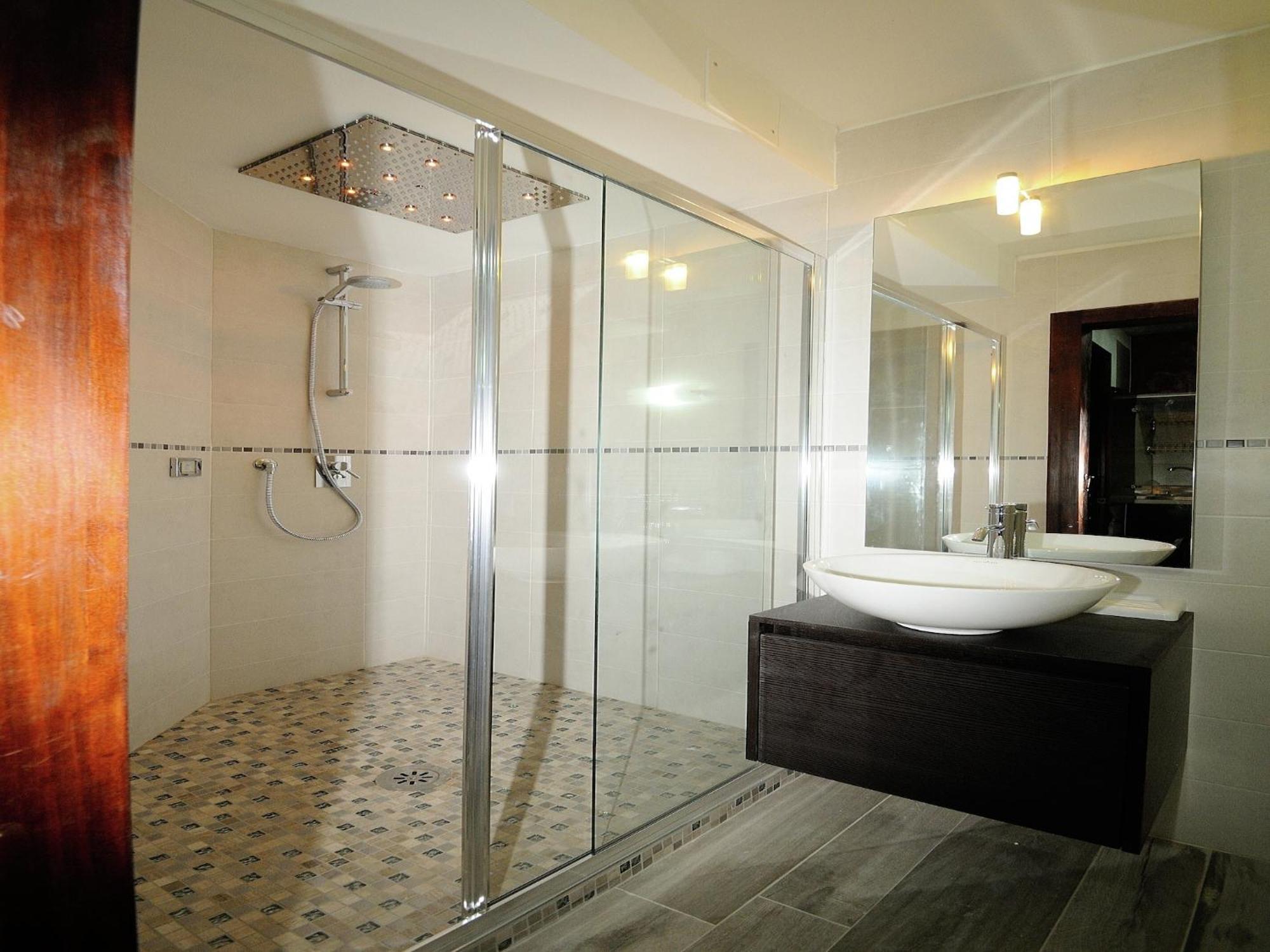 Contemporary Apartment In Breuil Cervinia Near Ski Area エクステリア 写真