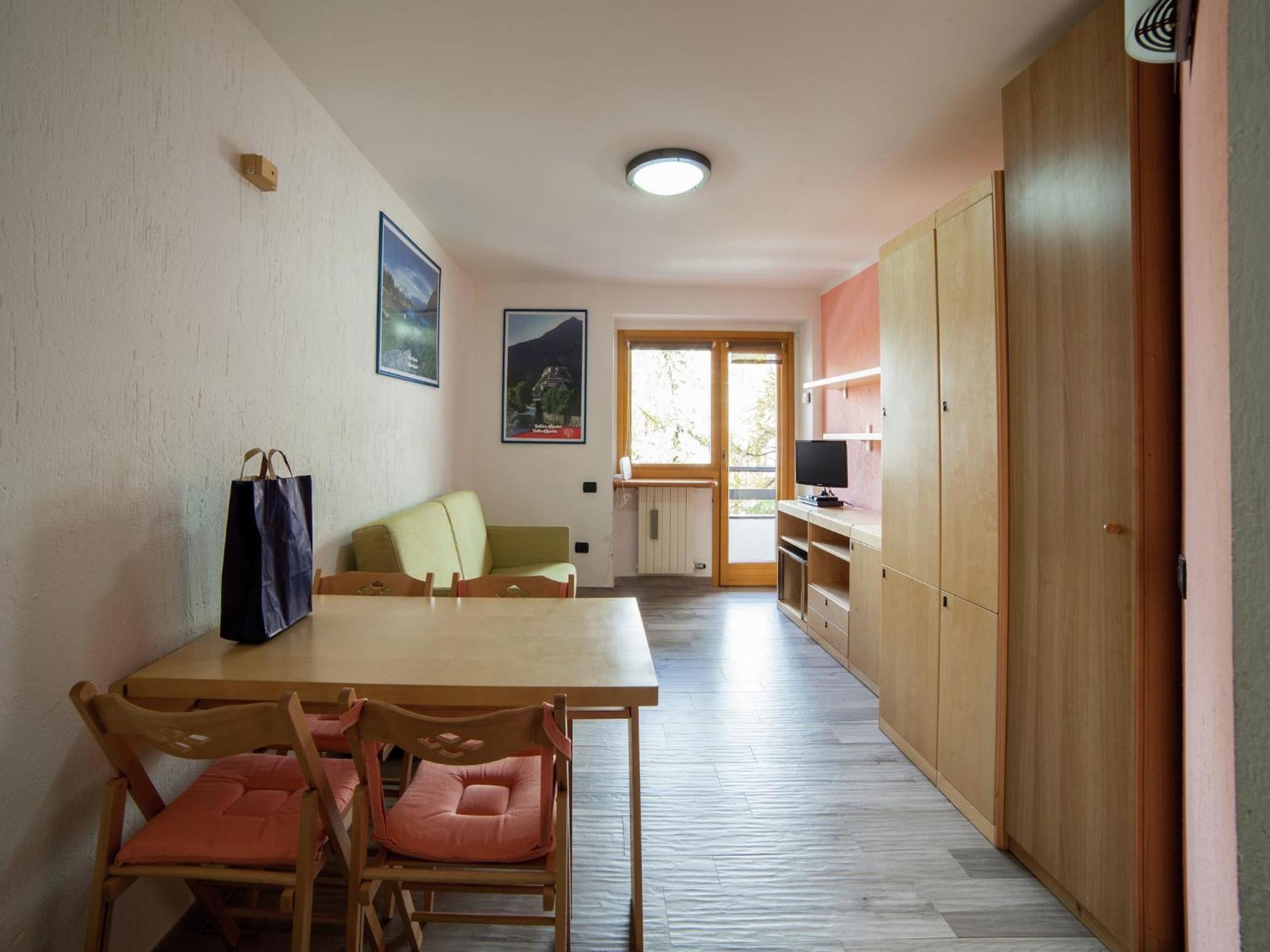 Contemporary Apartment In Breuil Cervinia Near Ski Area エクステリア 写真