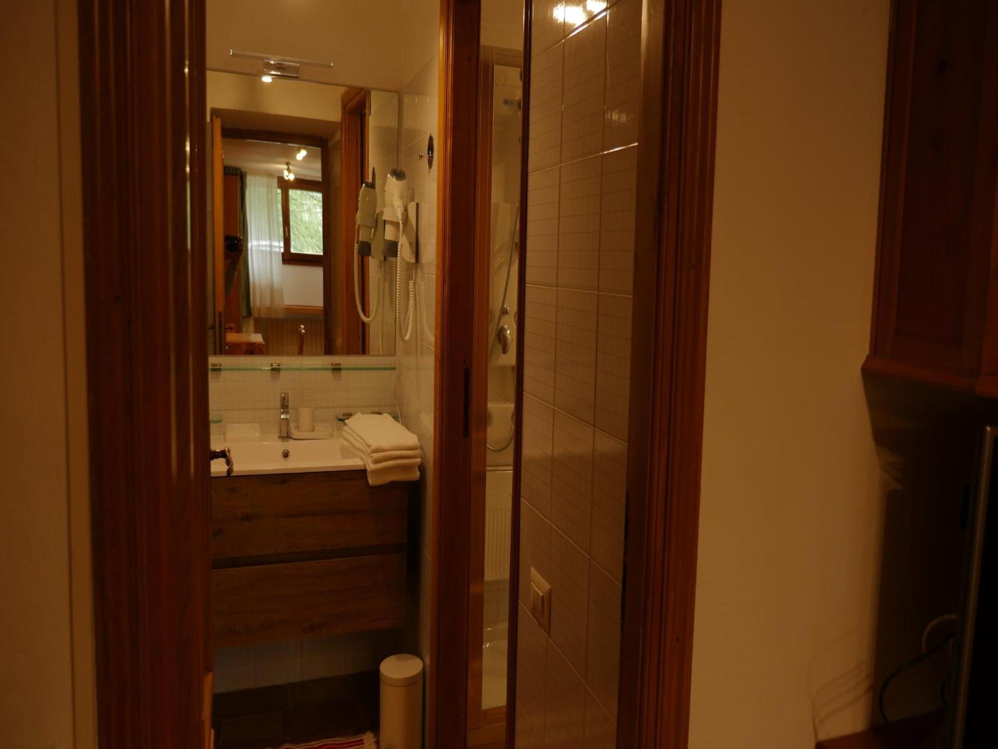 Contemporary Apartment In Breuil Cervinia Near Ski Area エクステリア 写真